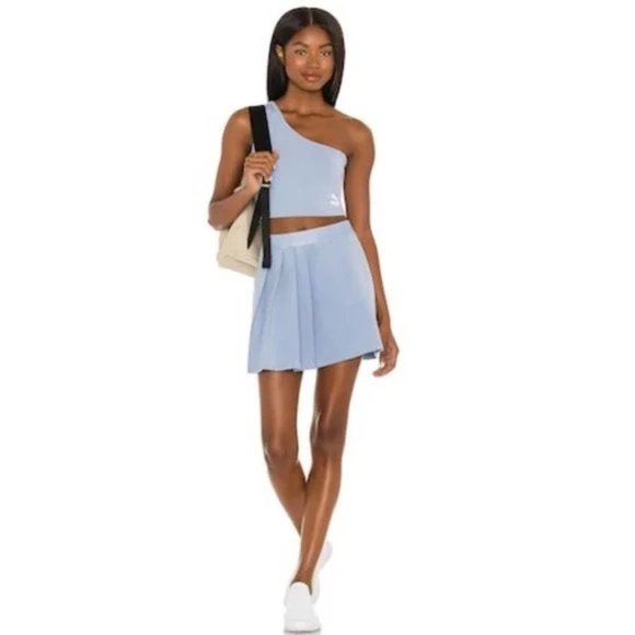 NWT PUMA WOMEN Classics Asymmetric Bandeau Crop Top in forever Blue Athleisure - Picture 2 of 14